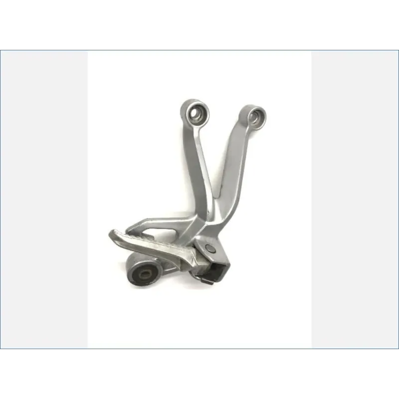 Platine et repose pieds arriere droit SUZUKI GSXR 1000 2003-2004
