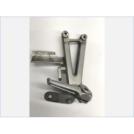 Platine arriere droite HONDA CBR 600 F 1996-1998