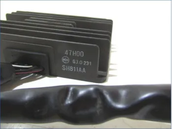 Regulateur charge batterie SUZUKI SFV 650 2009-2016 GLADIUS ABS