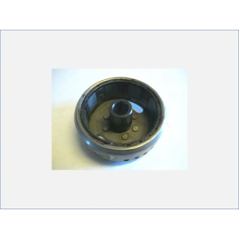 Rotor volant moteur SUZUKI DR 125 1985-1988