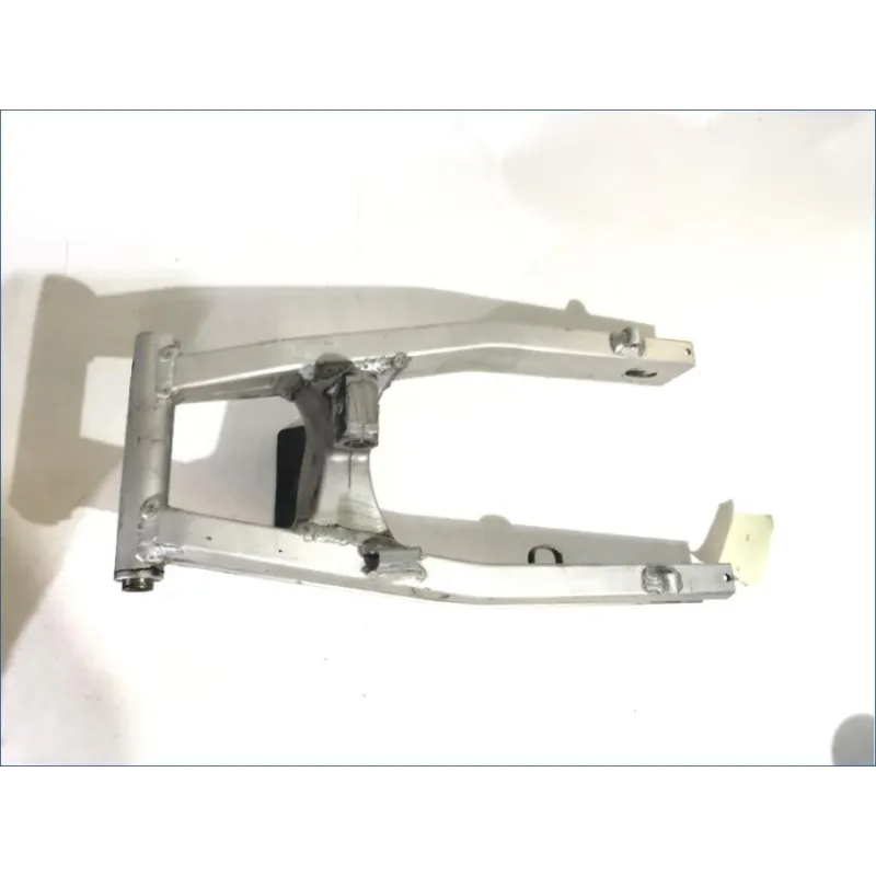 Bras oscillant SUZUKI SV 650 S 2003-2006