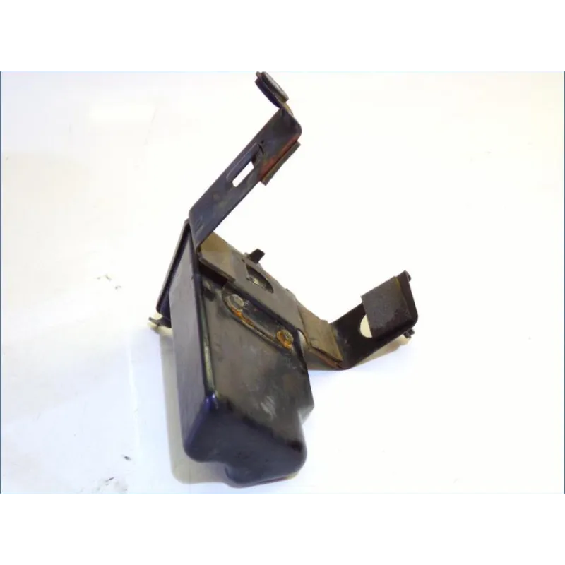 BOITE A OUTILS SUZUKI GN 125 1982-1996