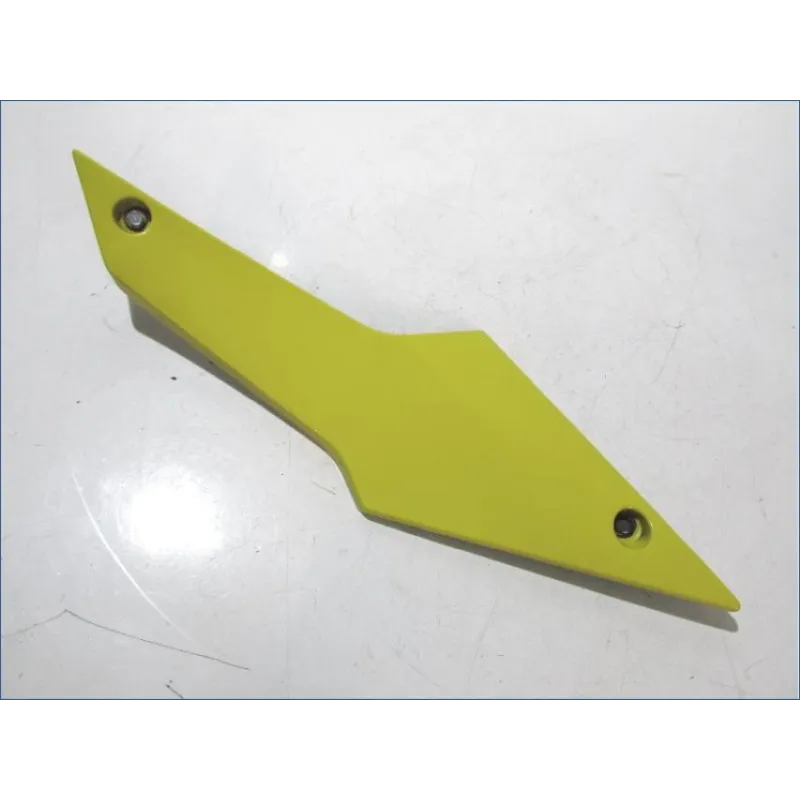 Cache carenage sous selle droit TRIUMPH DAYTONA 955 I 2002-2003