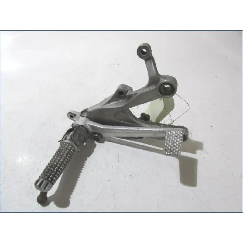 Platine avant droite YAMAHA YZF 600 2001-2002 R6