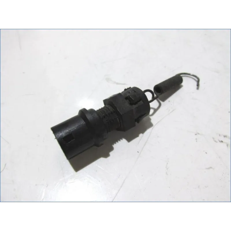Contacteur de frein arriere YAMAHA XJ 900 S 1995-2001 DIVERSION
