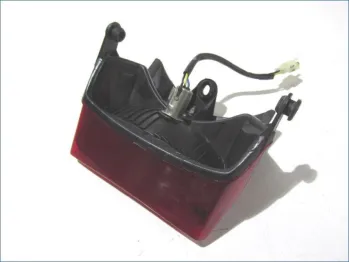 Feu arriere YAMAHA YBR 125 2005-2009 TYPE 651 18C