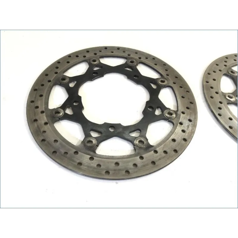 Disque frein avant droit gauche SUZUKI GSR 750 2011-2016
