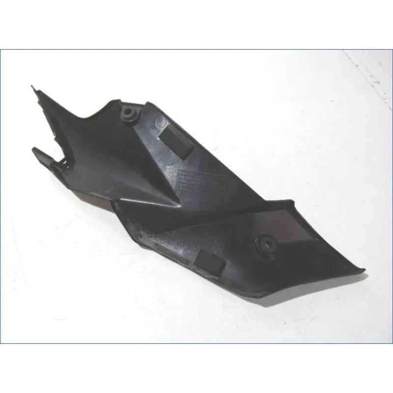 Cache carenage sous selle gauche SUZUKI GSR 750 2011-2016