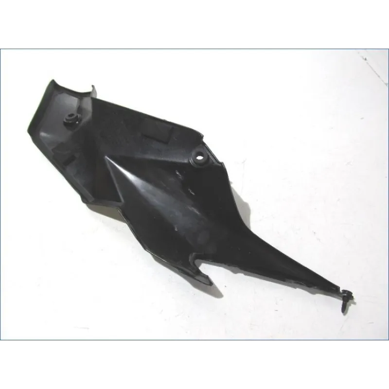 Cache carenage sous selle droit SUZUKI GSR 750 2011-2016
