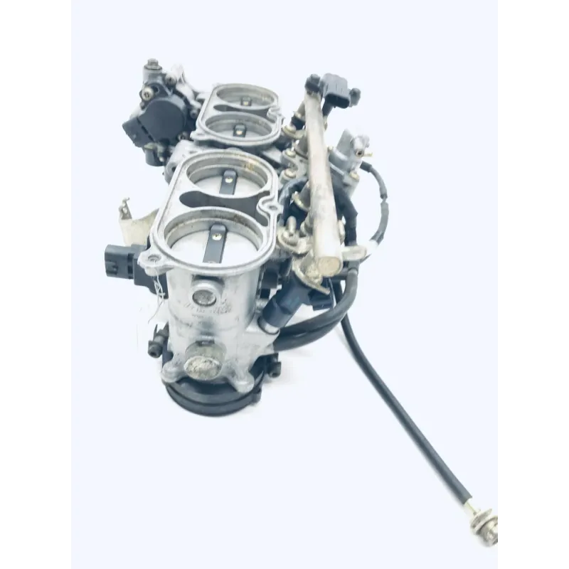 Rampe d'injection YAMAHA YZF 1000 2004-2006 R1