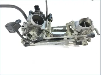 Rampe d'injection SUZUKI SV 650 S 2007-2015