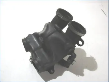 Boite a air intermediaire YAMAHA XP 500 2004-2007 TMAX