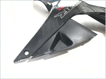 Cache flanc de carenage gauche HONDA CBR 600 RR 2009-2012