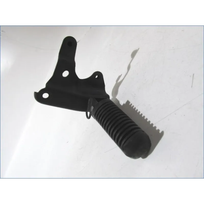 Platine et repose pieds arriere gauche YAMAHA XP 500 2004-2007 TMAX