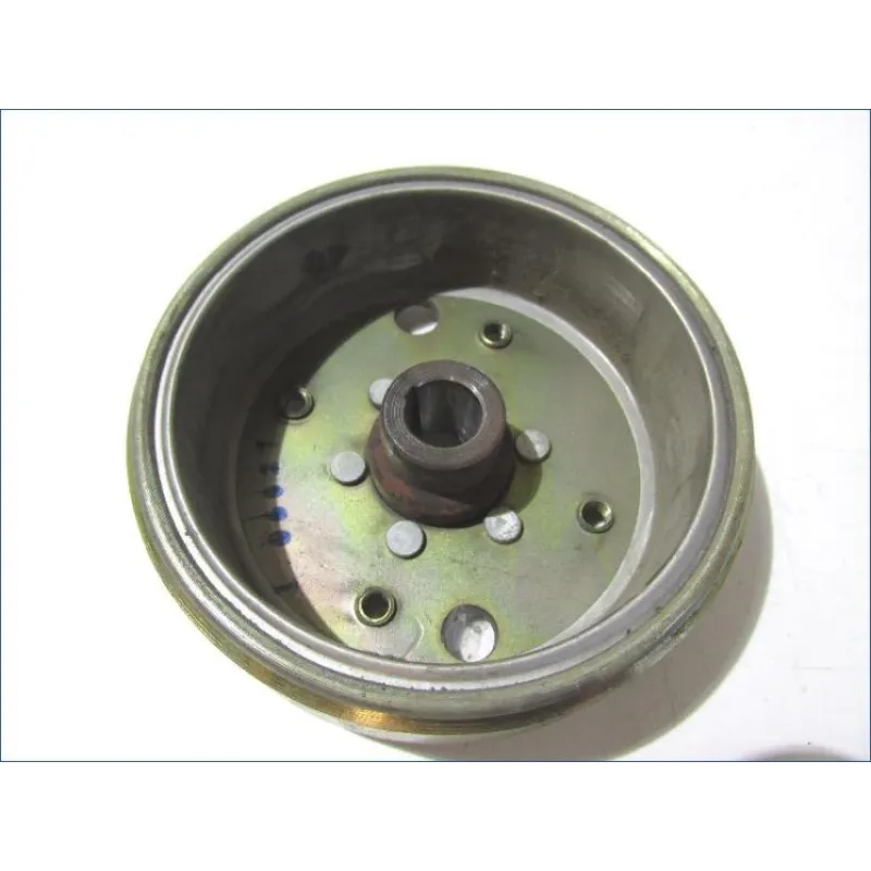 Rotor volant moteur PEUGEOT KISBEE 50 2011-2012 4T