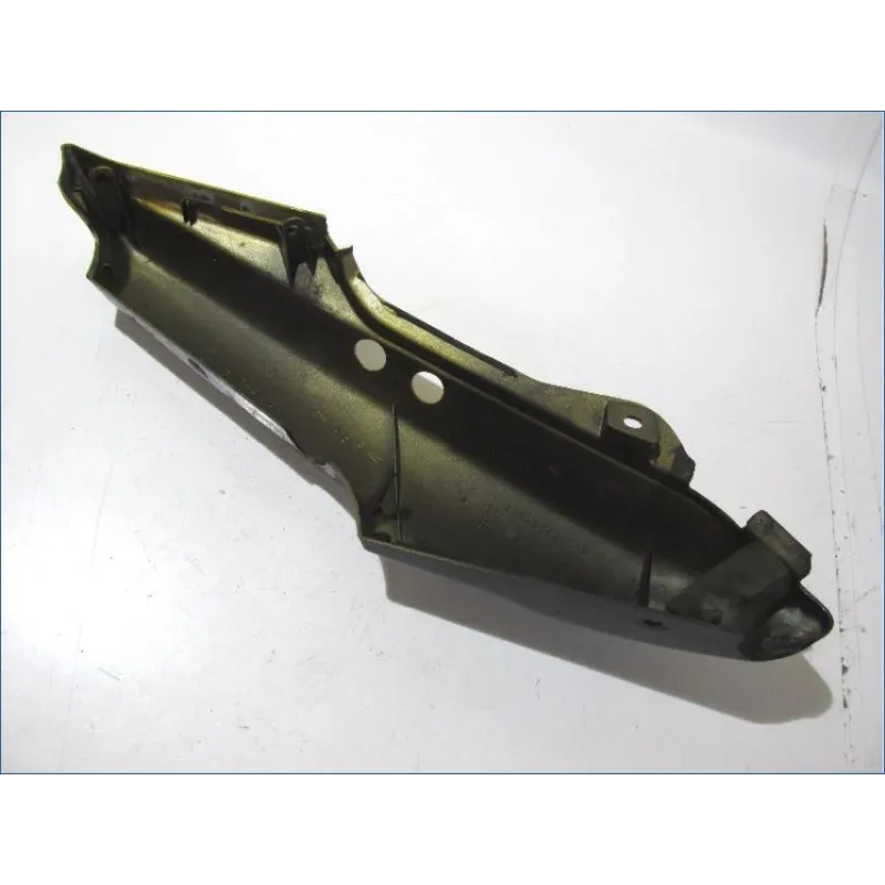 Cache carenage coque arriere gauche YAMAHA FZS 600 2000-2001 FAZER