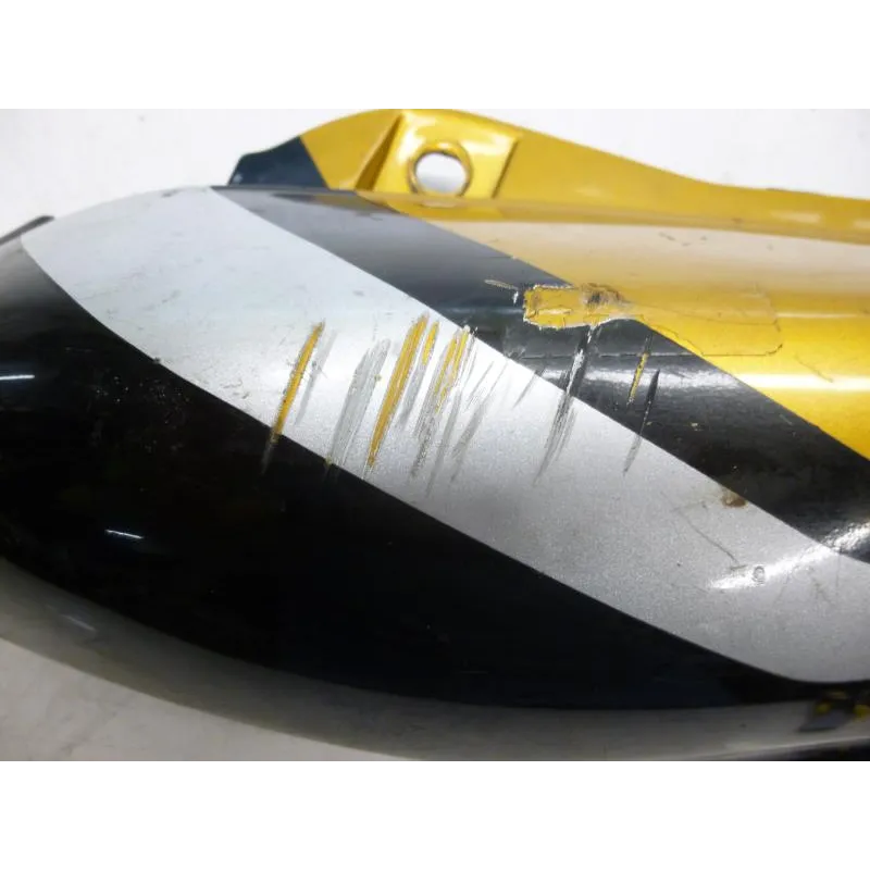 Cache carenage coque arriere gauche YAMAHA FZS 600 2000-2001 FAZER