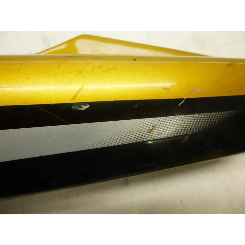 Cache carenage coque arriere gauche YAMAHA FZS 600 2000-2001 FAZER