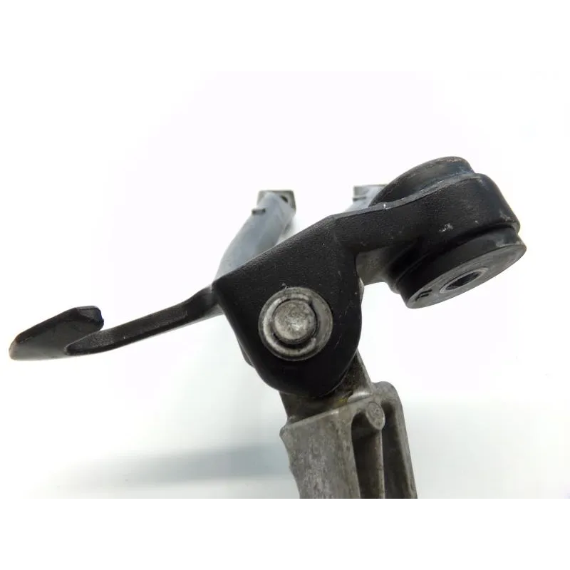 Platine et repose pieds arriere gauche SUZUKI GSXR 1000 2009-2011