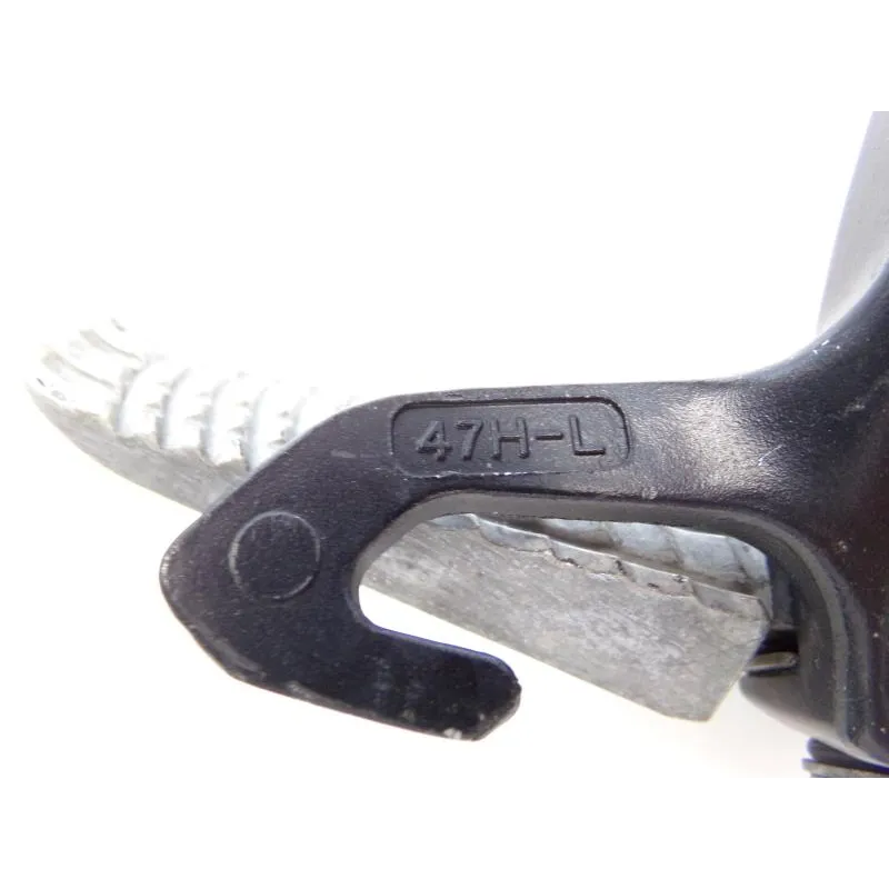 Platine et repose pieds arriere gauche SUZUKI GSXR 1000 2009-2011