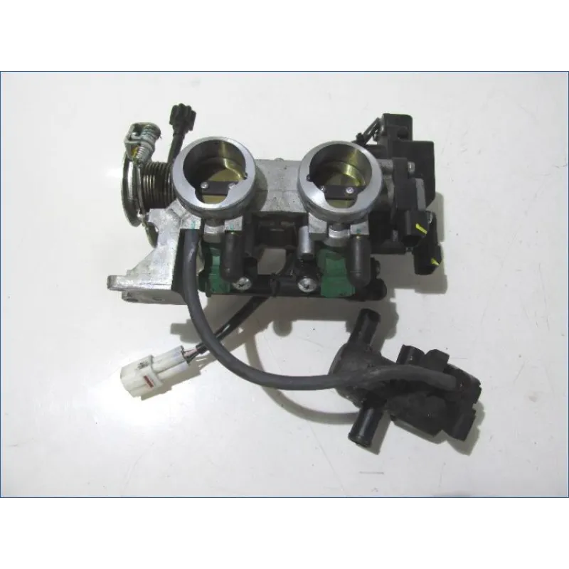 Rampe d'injection KAWASAKI NINJA 300 2013-2015