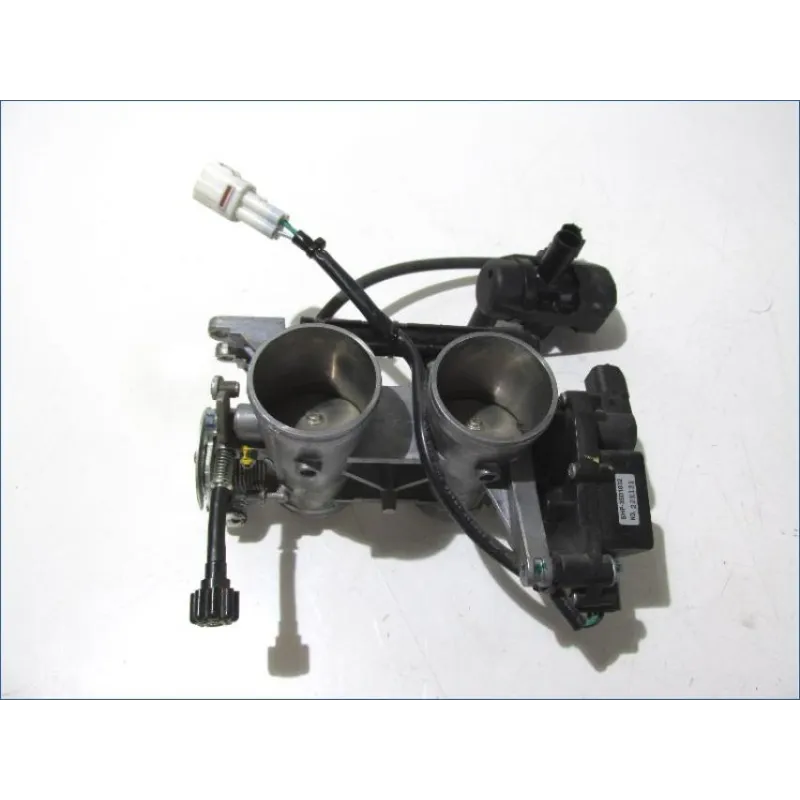 Rampe d'injection KAWASAKI NINJA 300 2013-2015