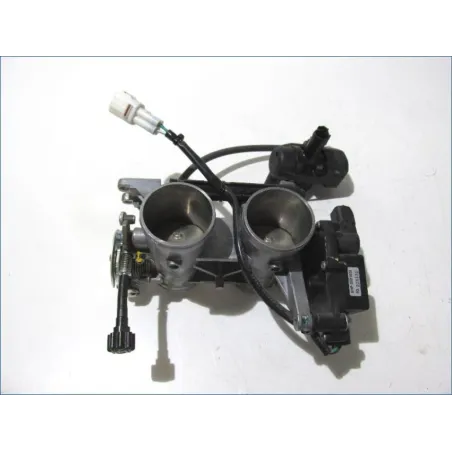 Rampe d'injection KAWASAKI NINJA 300 2013-2015
