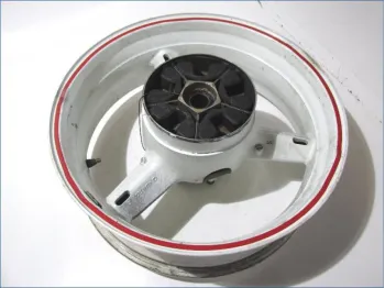 Jante arriere SUZUKI GSXR 600 2001-2003