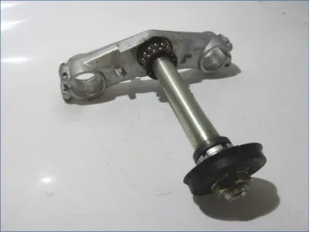 Te de fourche inferieur SUZUKI GSXR 600 2001-2003