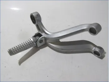 Platine arriere droite SUZUKI GSXR 600 2001-2003