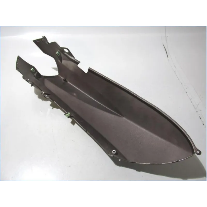 Cache carenage coque arriere gauche PEUGEOT KISBEE 50 2011-2012 4T