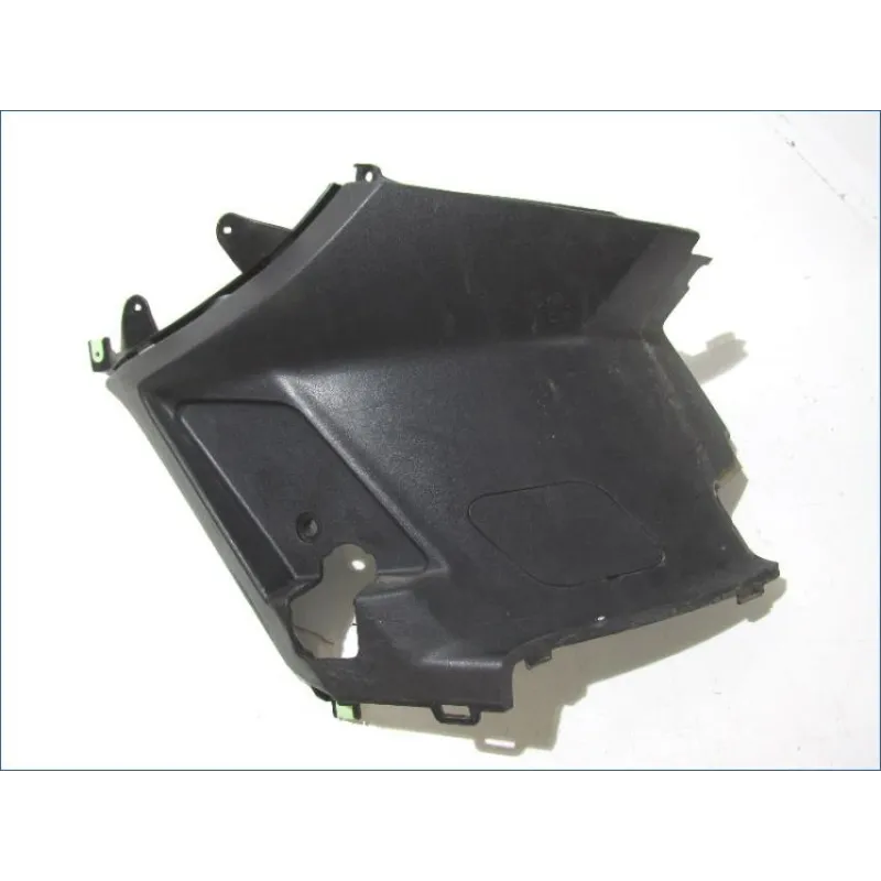 Cache carenage sous selle droit PEUGEOT KISBEE 50 2011-2012 4T