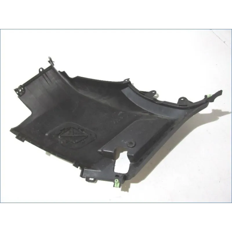 Cache carenage sous selle droit PEUGEOT KISBEE 50 2011-2012 4T