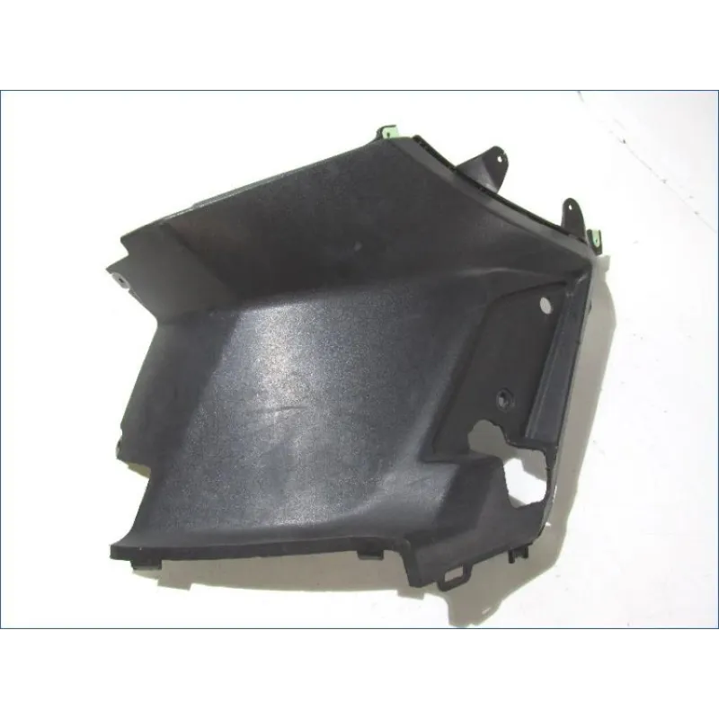 Cache carenage sous selle gauche PEUGEOT KISBEE 50 2011-2012 4T