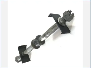 Axe de roue arriere KAWASAKI Z 750 2004-2006