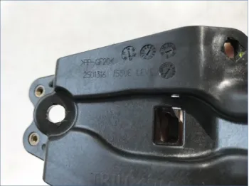 Support Boite a fusibles TRIUMPH THRUXTON R 1200 2016-2019