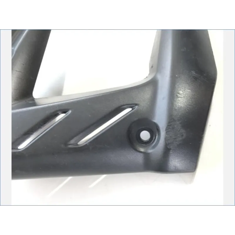 Cache carenage ecope gauche TRIUMPH STREET TRIPLE 675 2007-2012