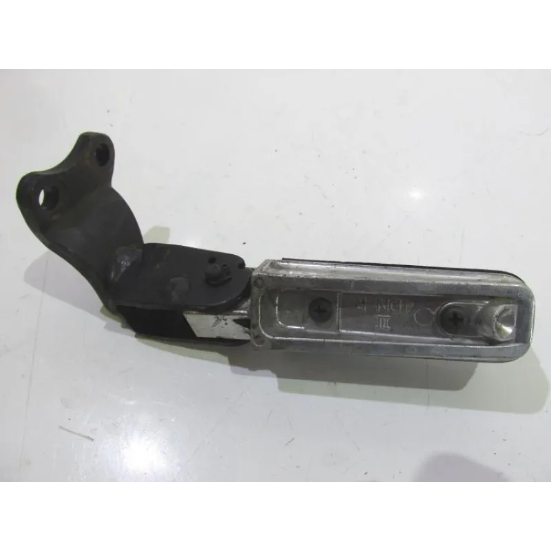 Repose pieds arriere droit YAMAHA YPR 125 2006-2009 XMAX