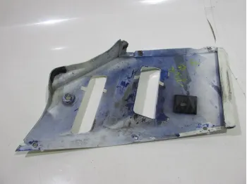 Cache flanc de carenage gauche SUZUKI GSXR 750 1991