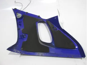 Cache flanc de carenage droit YAMAHA YZF 600 1999-2000 R6