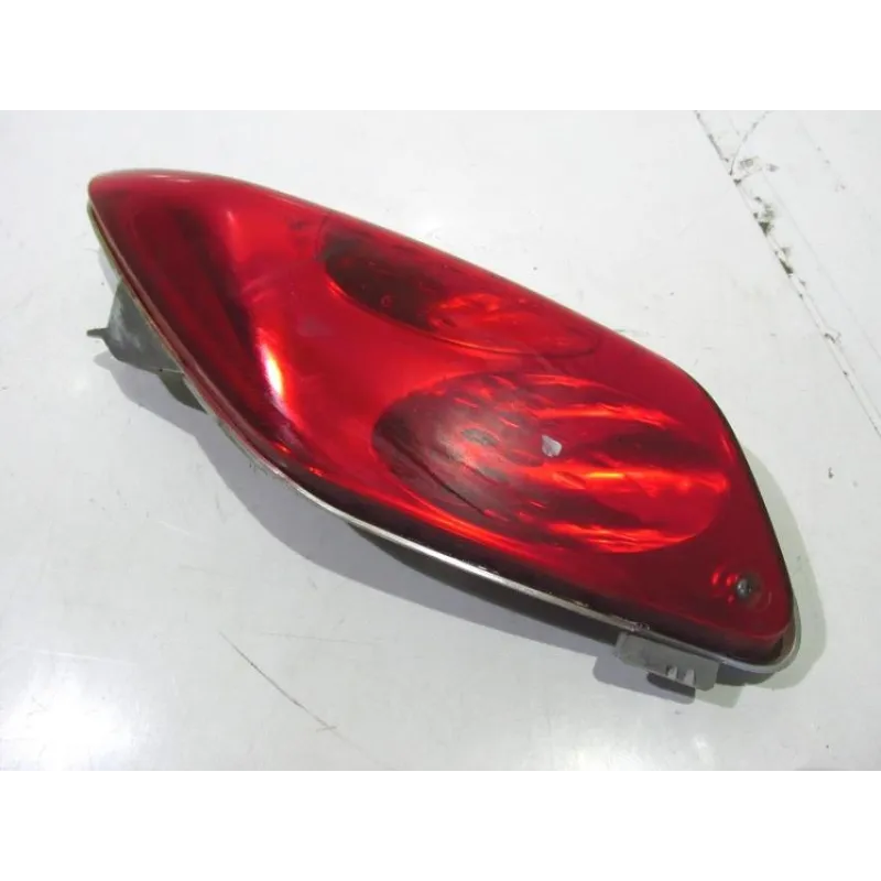 Clignotant arriere droit YAMAHA YPR 125 2006-2009 XMAX
