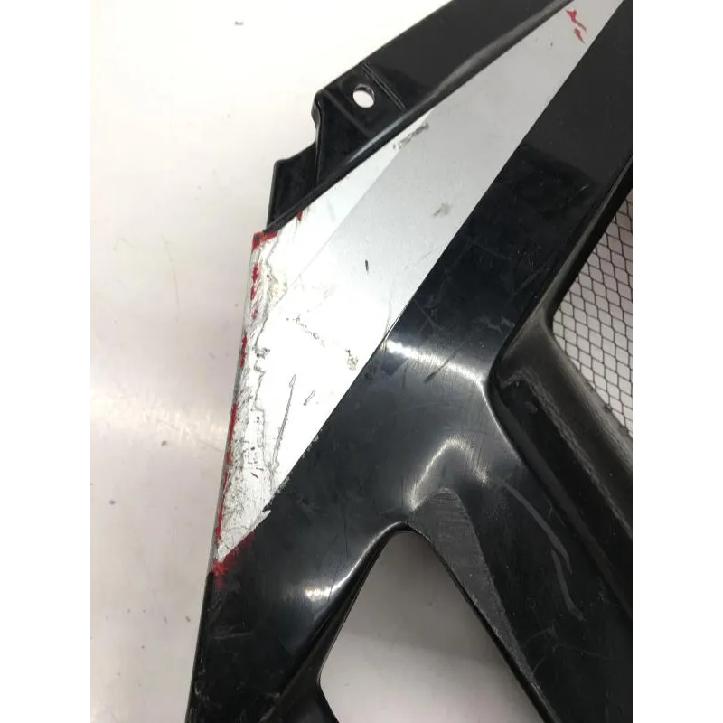 Cache flanc de carenage droit SUZUKI GSXR 1100 1989-1992