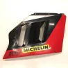 Cache flanc de carenage droit SUZUKI GSXR 1100 1989-1992 Cache flanc de carenage droit SUZUKI GSXR 1100 1989-1992