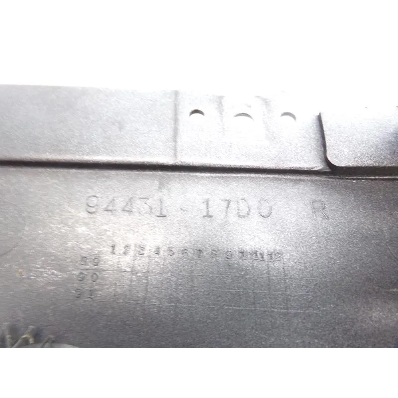 Cache flanc de carenage droit SUZUKI GSXR 750 1991