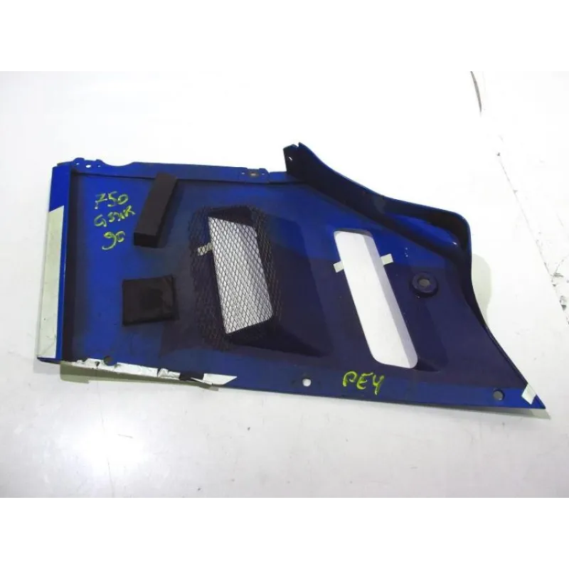 Cache flanc de carenage droit SUZUKI GSXR 750 1991