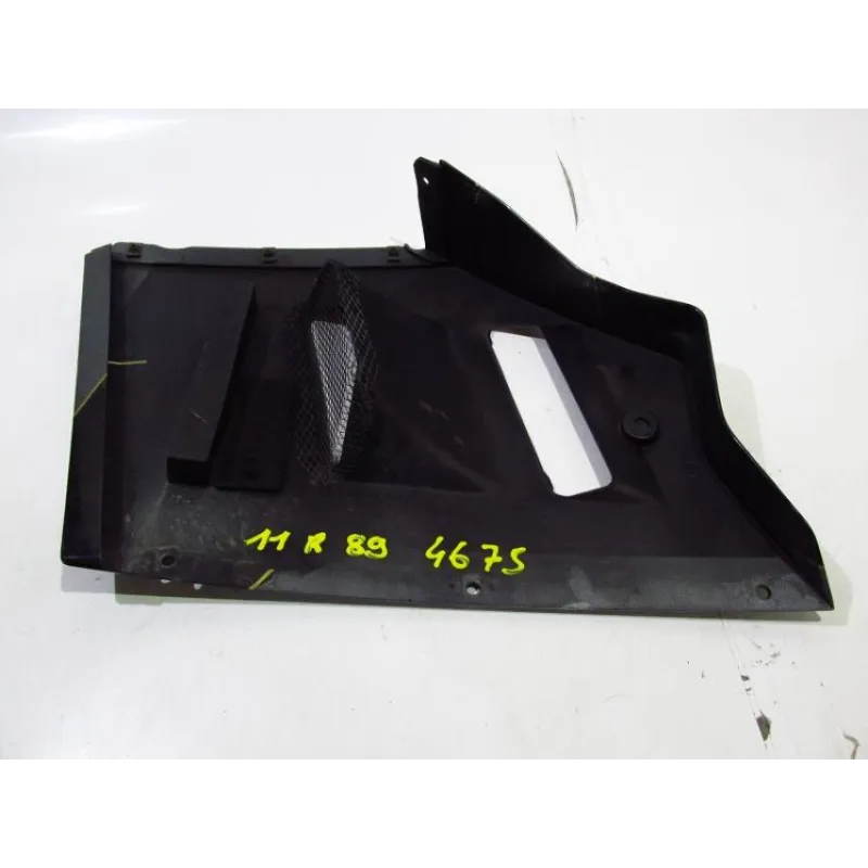 Cache flanc de carenage droit SUZUKI GSXR 1100 1989-1990