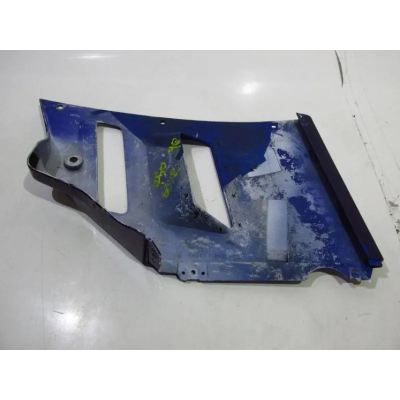 Cache flanc de carenage droit SUZUKI GSXR 750 1991