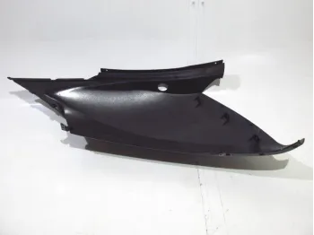 Cache carenage coque arriere droit APRILIA ATLANTIC 125 2003-2005