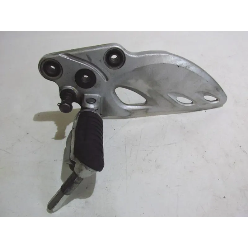 Platine avant gauche SUZUKI GSXR 1300 2008-2017 HAYABUSA