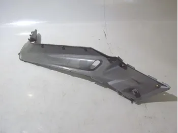 Cache lateral droit YAMAHA YPR 125 2006-2009 XMAX